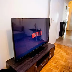 verificați disponibilitatea